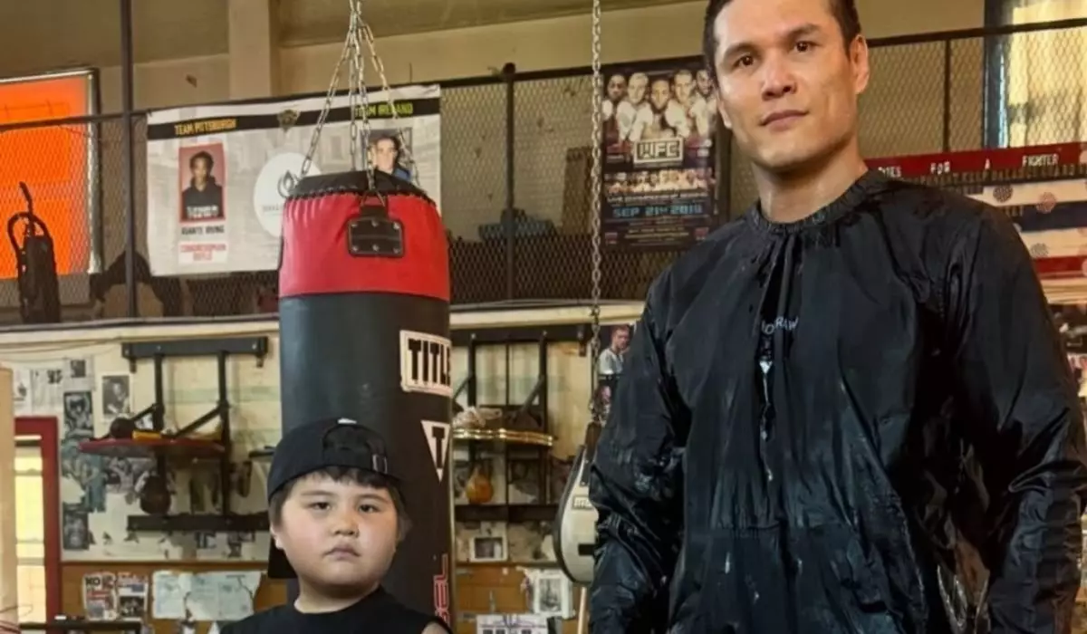 «Бьет сильнее меня»: Елеусинов оценил перспективы сына в боксе