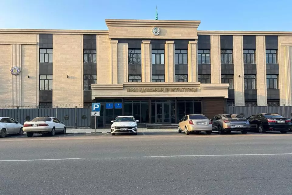 10 квартир на 100 млн тенге вернули таразские прокуроры государству