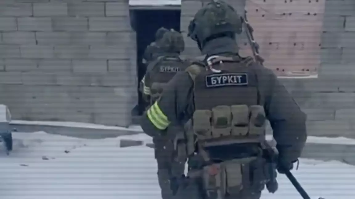 1,5 млн бір реттік доза: Қазақстанда ірі есірткі өндірісі әшкере болды