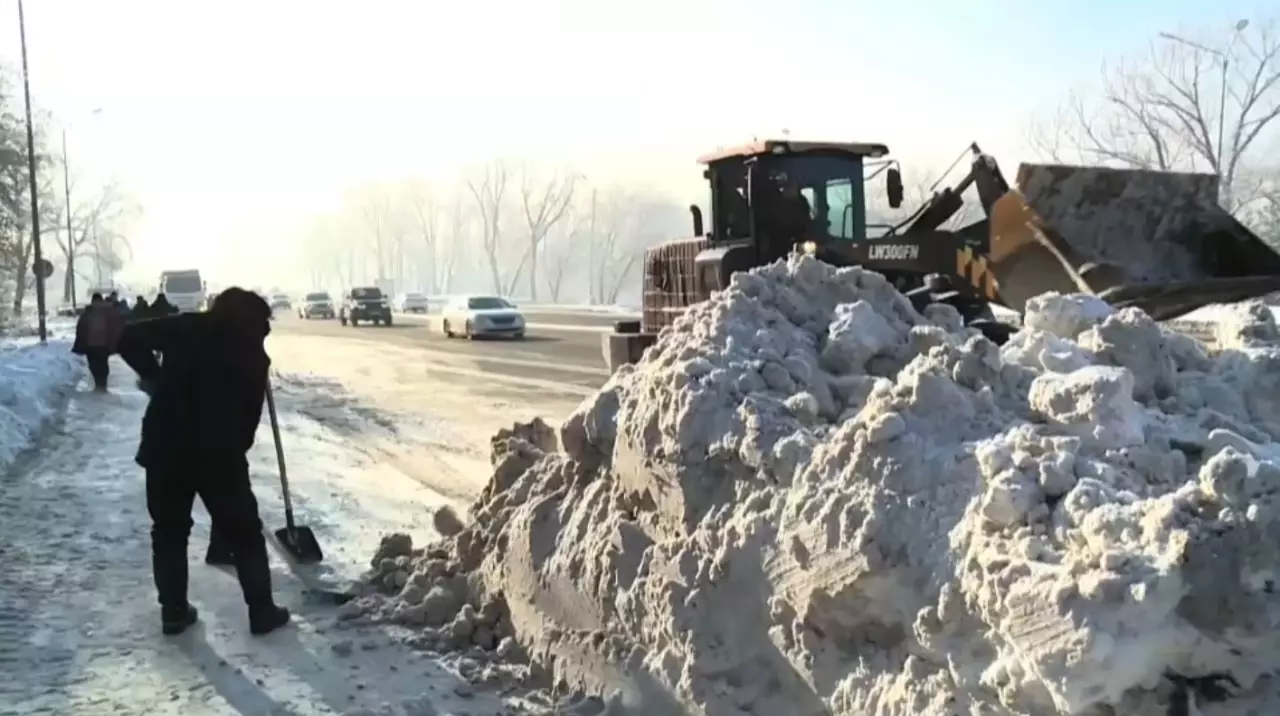 Өскеменді қалың қар басты