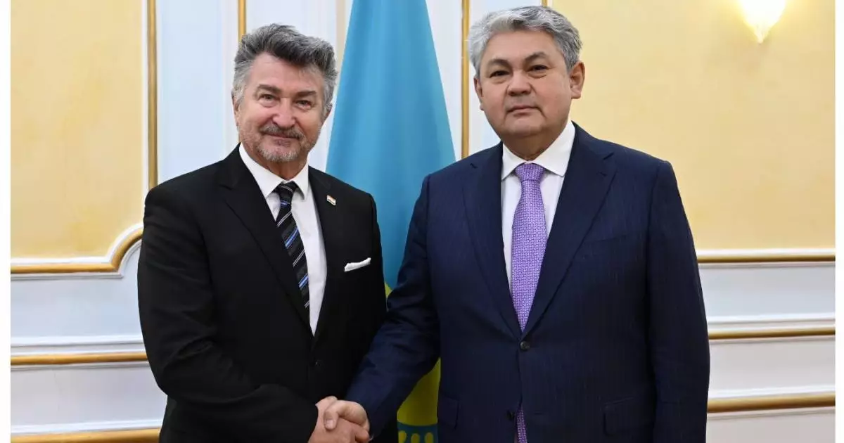  Сыртқы істер министрі Хорватия елшісін қабылдады 