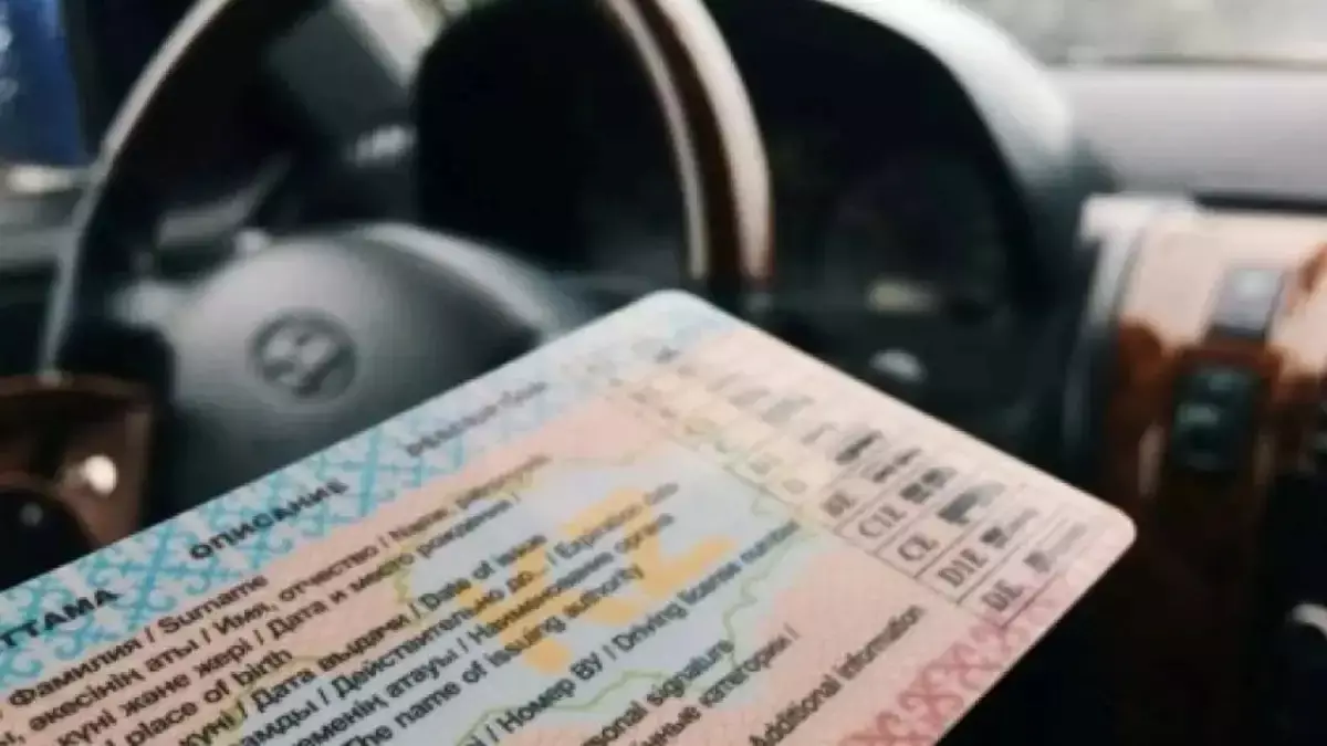 Көлік басқаруға құқығы жоқ: Қазақстанда 1 787 жүргізуші куәлігі жойылды