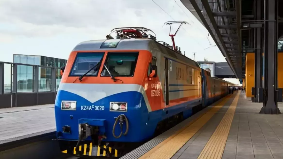 Ауа райының қолайсыздығына байланысты Астанаға қосымша пойыздар қатынайды