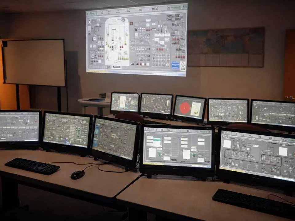 США и Казахстан запускают инициативы по внедрению малых модульных реакторов.