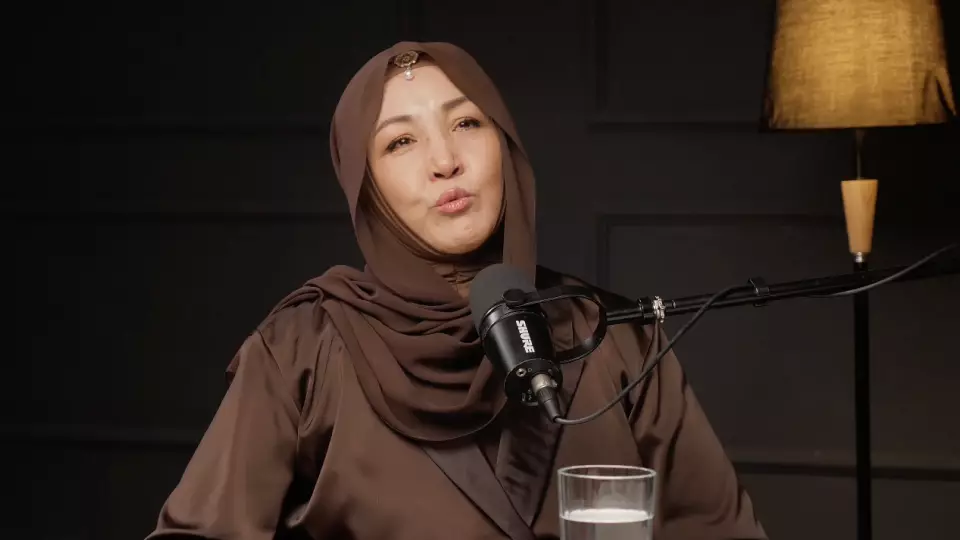 «Күйеуімнің бірінші әйелі мені дуалады»: Индира Расылхан жеке өміріне қатысты сұмдық деректі ашты