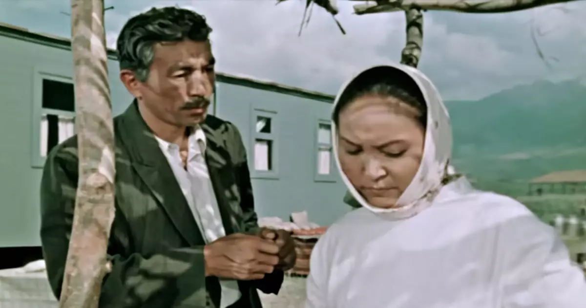   «Актер болу үшін ұшқан шыбынды ұстадым»: Қожаның «әкесі» болмақ ниеттеген «Қаратайдың» шын өмірі жайлы не білесіз?   