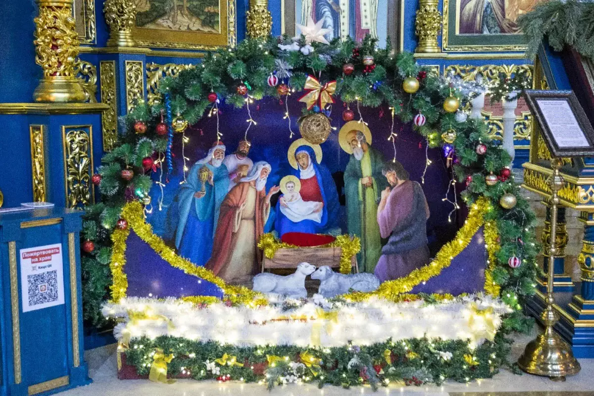 Токаев поздравил православных казахстанцев с Рождеством