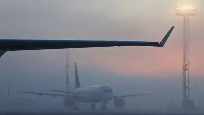 Рейсы из Москвы перенаправили в Навои и Самарканд из-за тумана