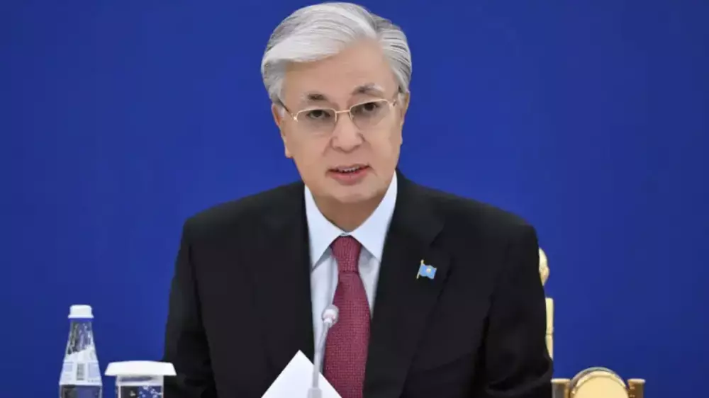 Тоқаев қазақстандықтарды Рождество мерекесімен құттықтады