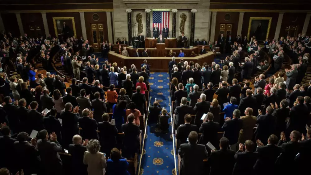 АҚШ Конгресінде Трампқа импичмент жариялау ұсынылды