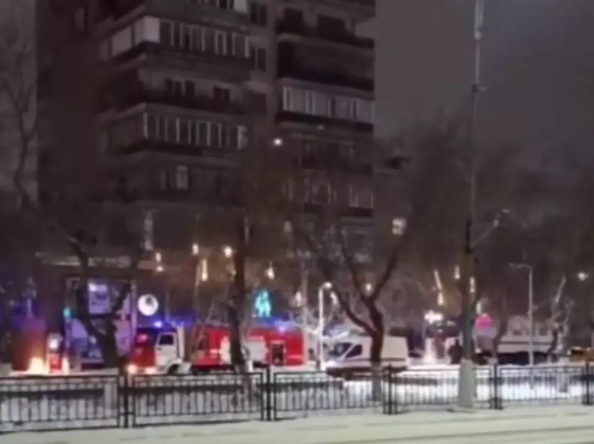 Пожар в многоэтажке Караганды: погиб молодой мужчина