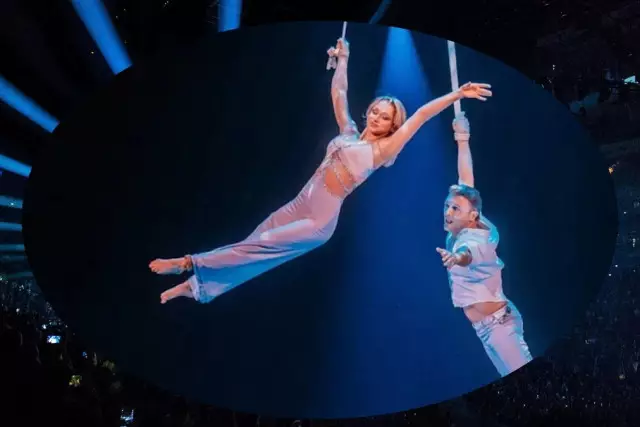 Украиналық әртістер Германиядағы циркте биіктен құлап кетті