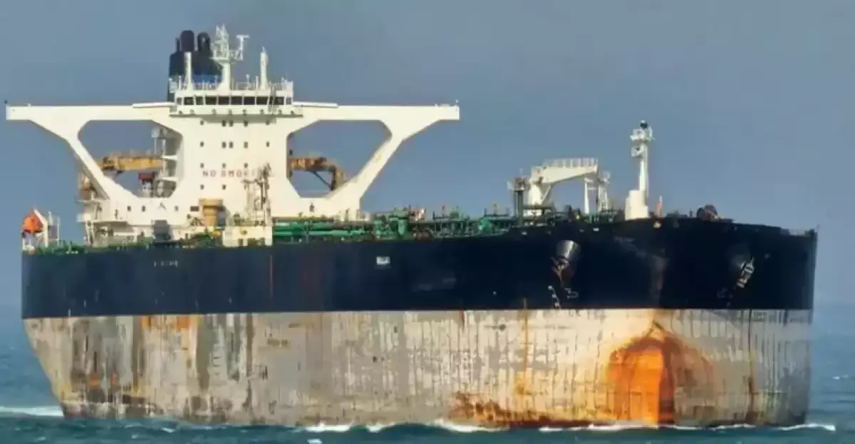 Ресей АҚШ аңдыған танкерді қорғау үшін әскери кемелер жіберді