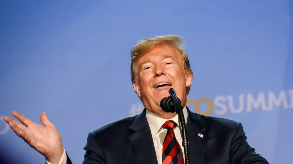 Дональд Трамп высмеял участие транс-женщин в спорте