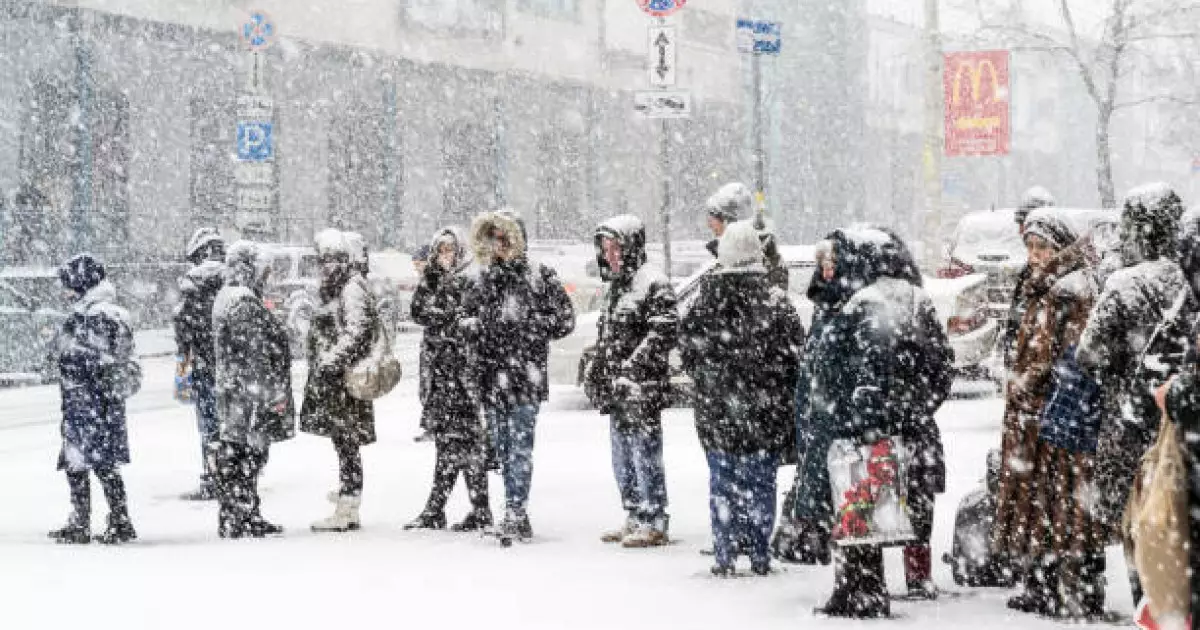   Қар жауады, жаяу бұрқасын жүреді: 8 қаңтарға ауа райы болжамы   