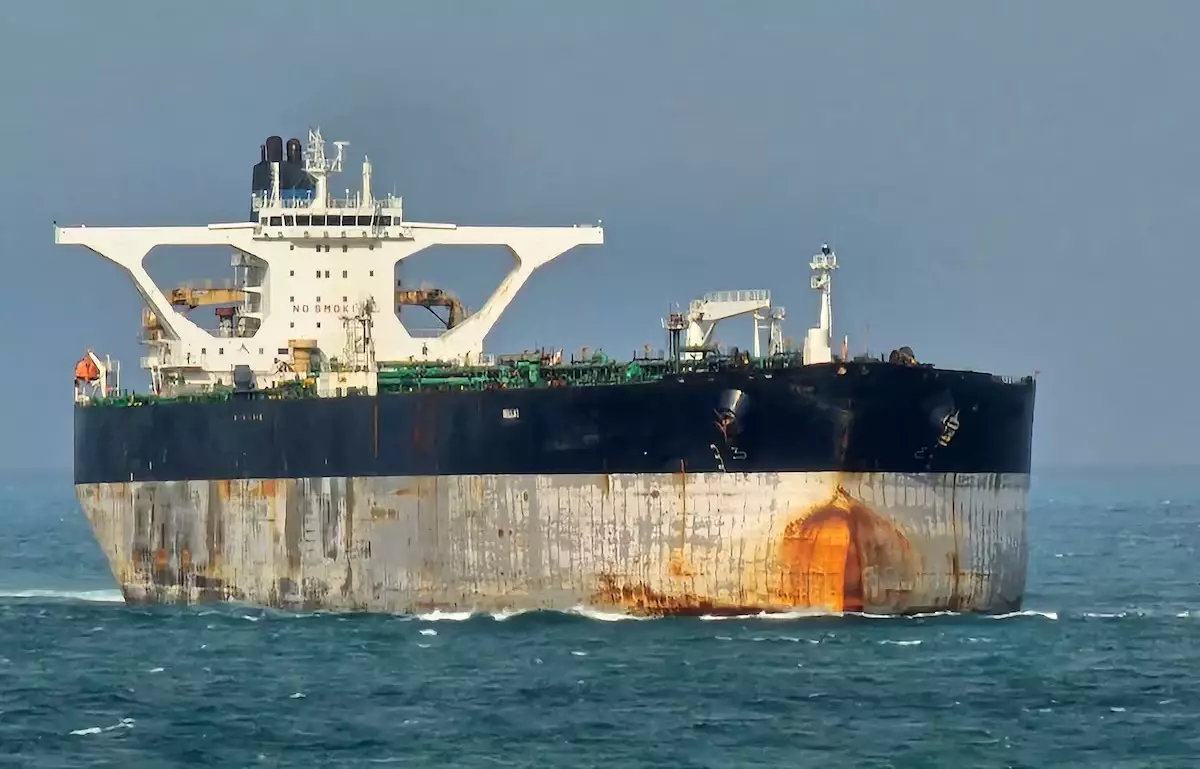 АҚШ Ресей қарамағындағы Венесуэланың мұнай танкерін басып алды