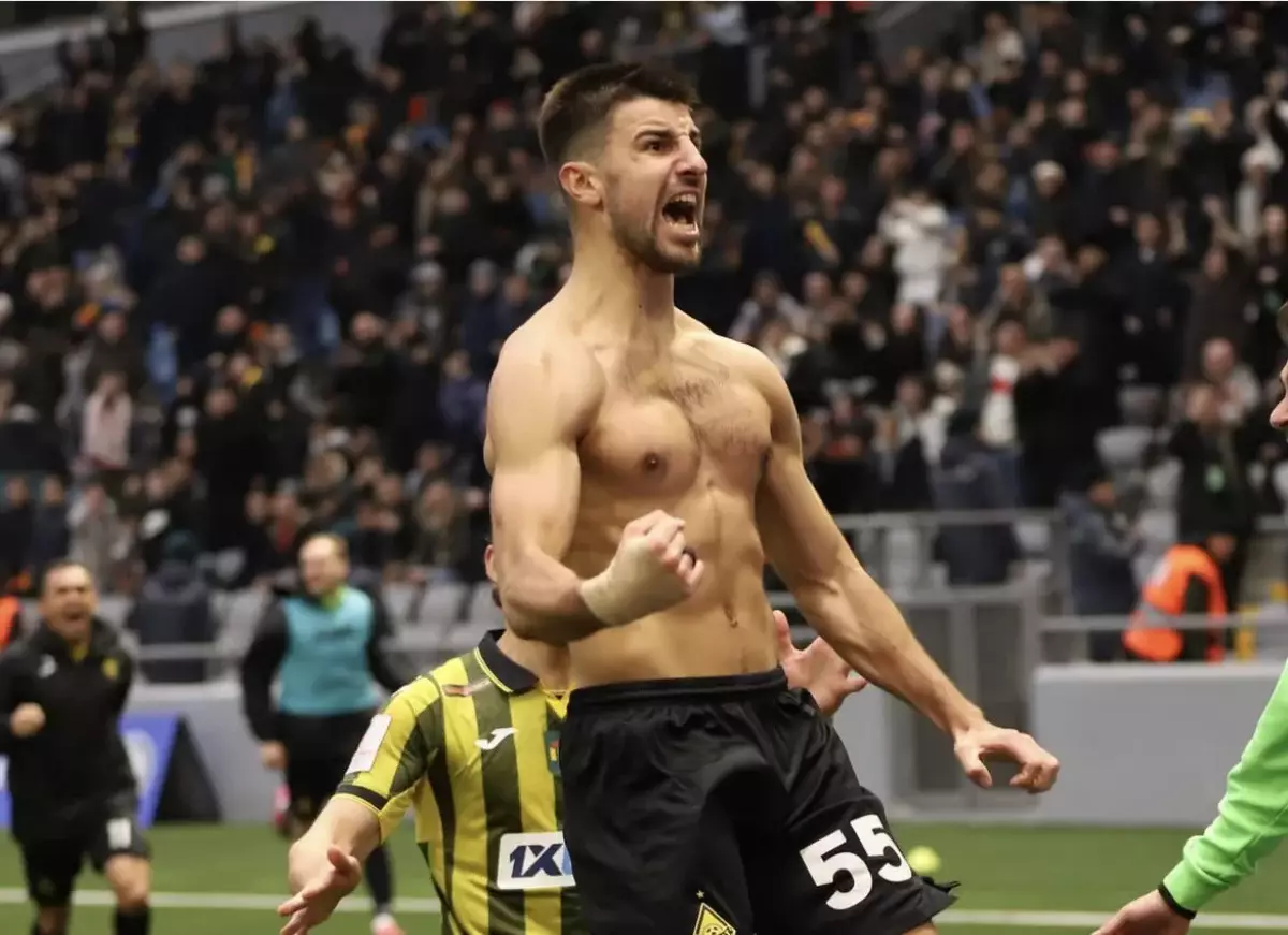 “Қайрат” жұлдызы Түркияға жол тартпақ – Бурак Йылмазбен құпия кездесу немен аяқталды?