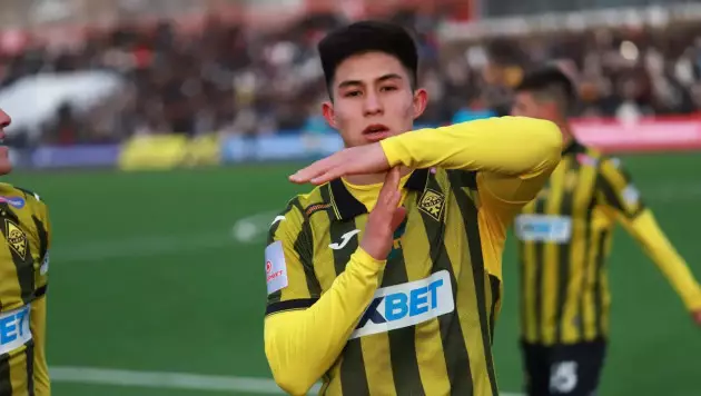 Новому тренеру "Челси" поставили задачу по Сатпаеву