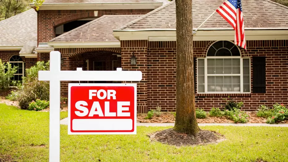 Трамп хочет запретить крупным институциональным инвесторам покупать больше односемейных домов.