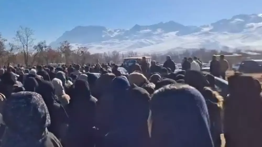 Тегеран и “Большой сатана“. Эксперт о том, почему Иран охватили протесты