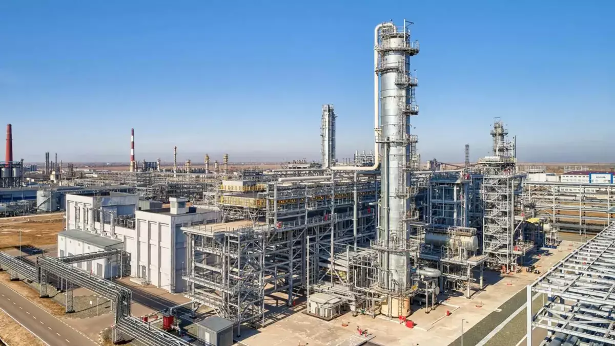 «КазМунайГаз» установил исторический рекорд и зарядил страну топливом - новости на Lada.kz 08.01.2026