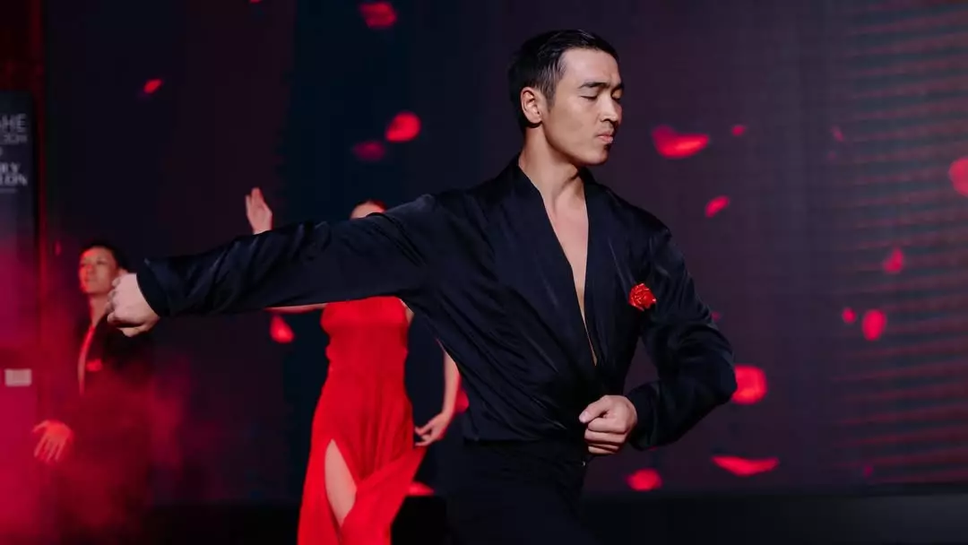 Балет без иллюзий: Бекзат Орынбаев — о труде, хейте и любви к сцене