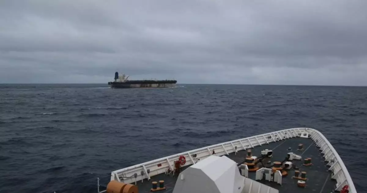  Ресей АҚШ-тың бейтарап суларда Ресей туы астындағы «көлеңкелі флот» танкерін басып алуын айыптады 