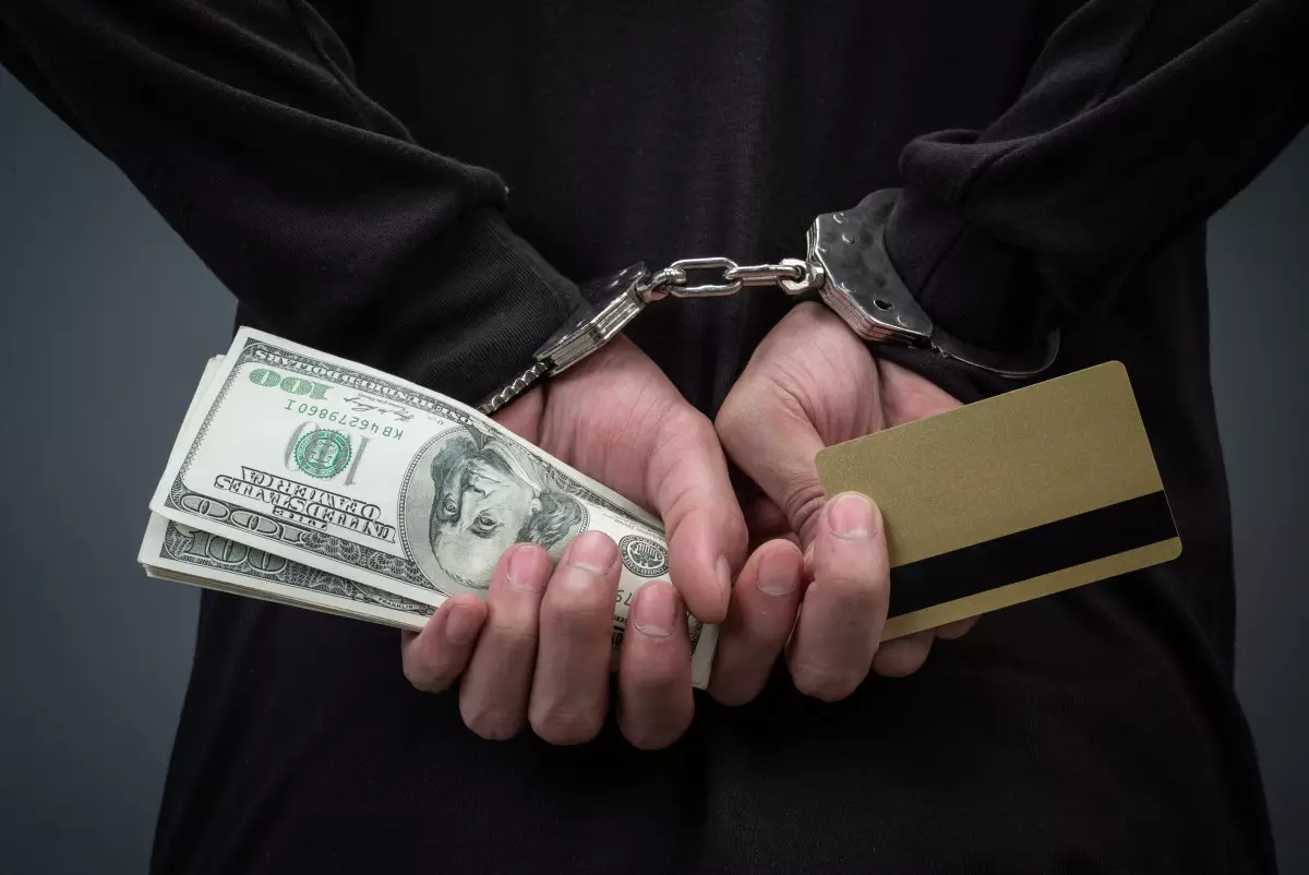 КНБ поощрило 61 гражданина за сообщения о коррупции