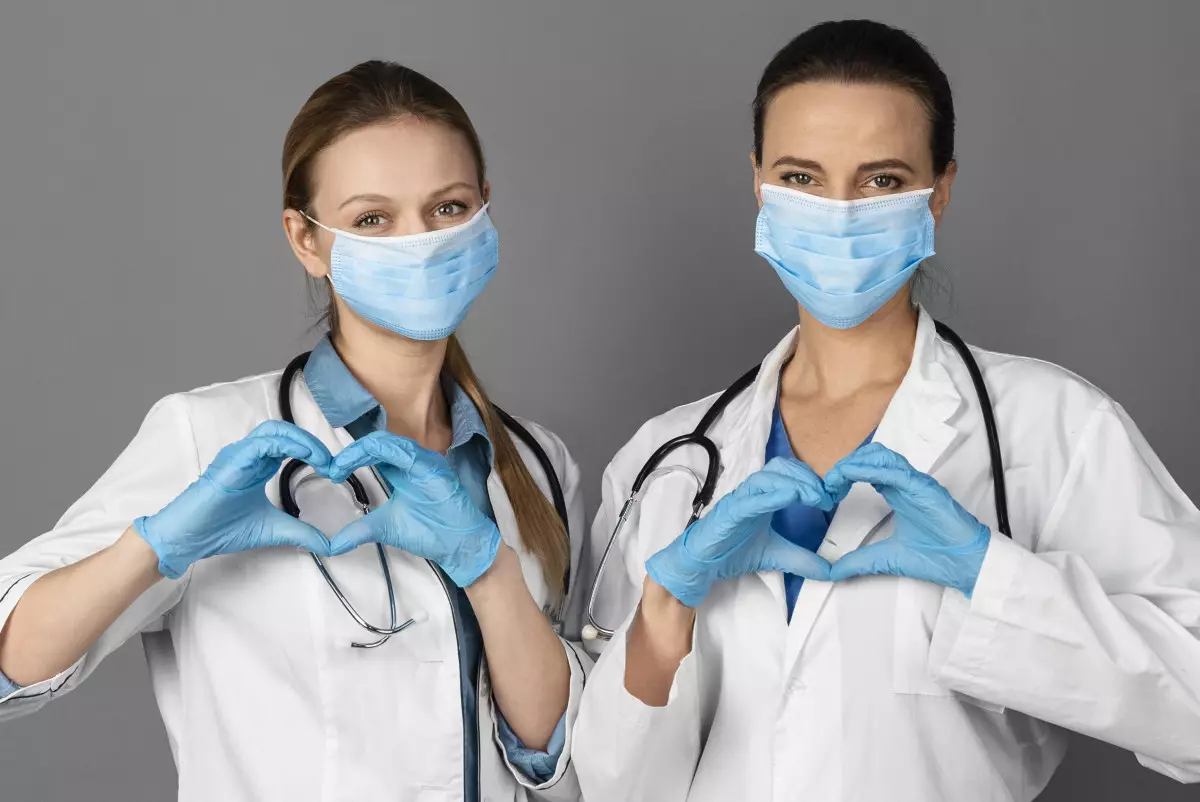 В 2026 году медикам в Казахстане повысят зарплаты - Минздрав