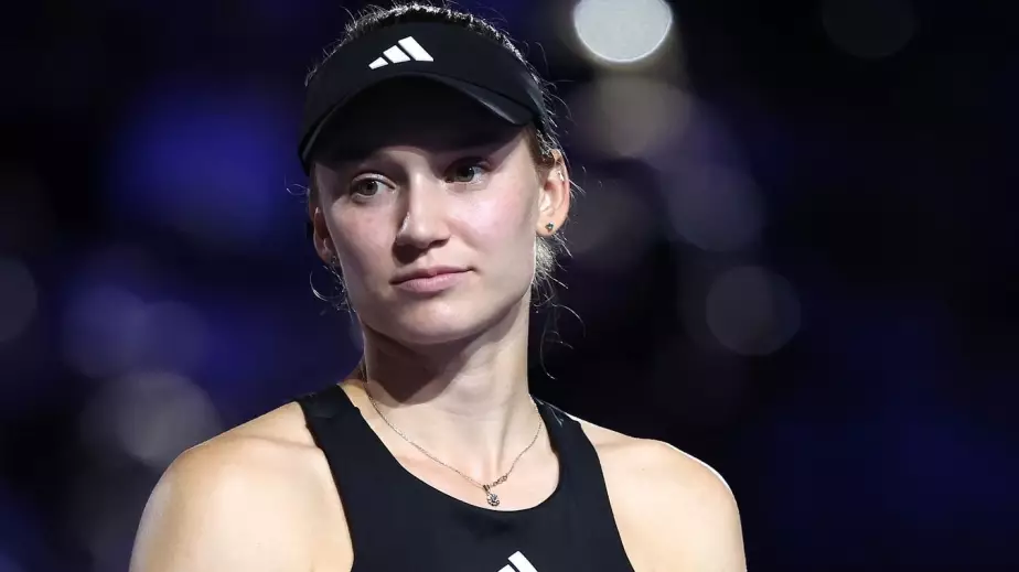 Елена Рыбакина вышла в четвертьфинал турнира WTA-500 в Брисбене