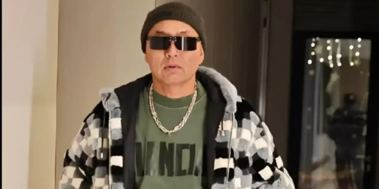 «Баян ағамызды бүлдірді»: Тұрсын Алагөзовтің жаңа образы желіні шулатты