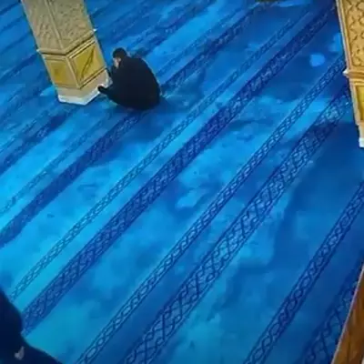 В Алматы задержали мужчину, совершавшего кражи в мечетях