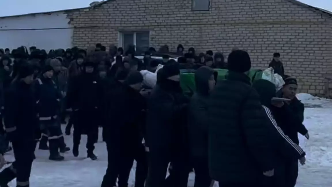 Жангелдин ауылында қайтыс болған ерлі-зайыптыны жерлеу рәсімі өтті