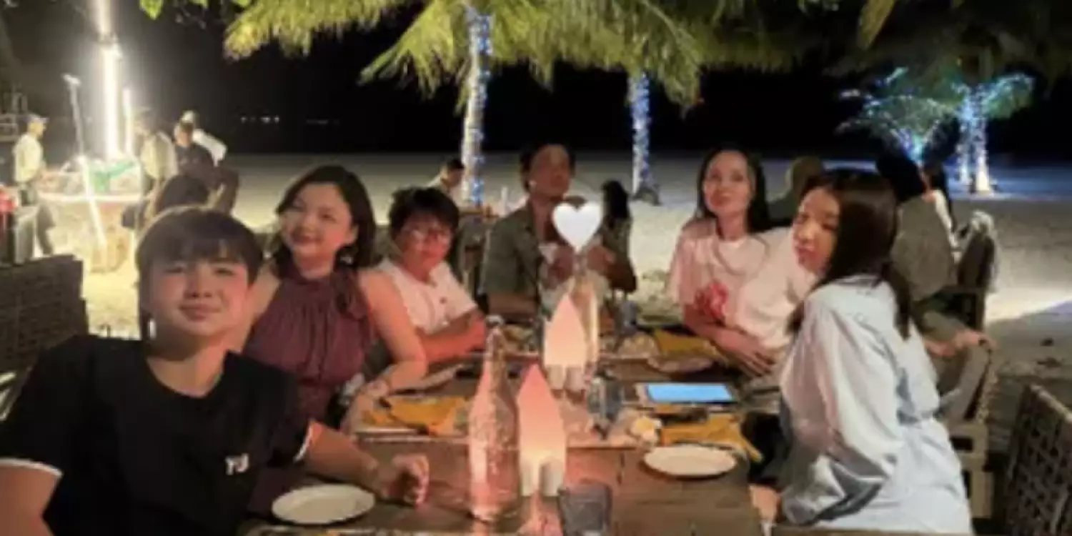 «Сезімнің болмысы бөлек»: Қайрат Нұртас пен Жұлдыз Әбдукәрімова тұңғыш қызының 18 жасын бірге атап өтті