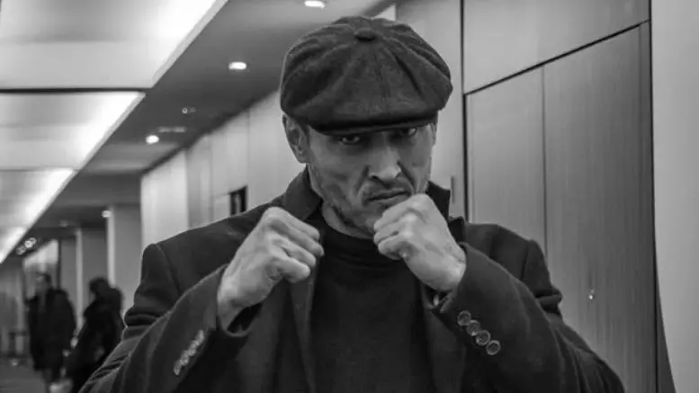 Ушёл из жизни звезда "Рэкетира" актёр Мурат Бисембин