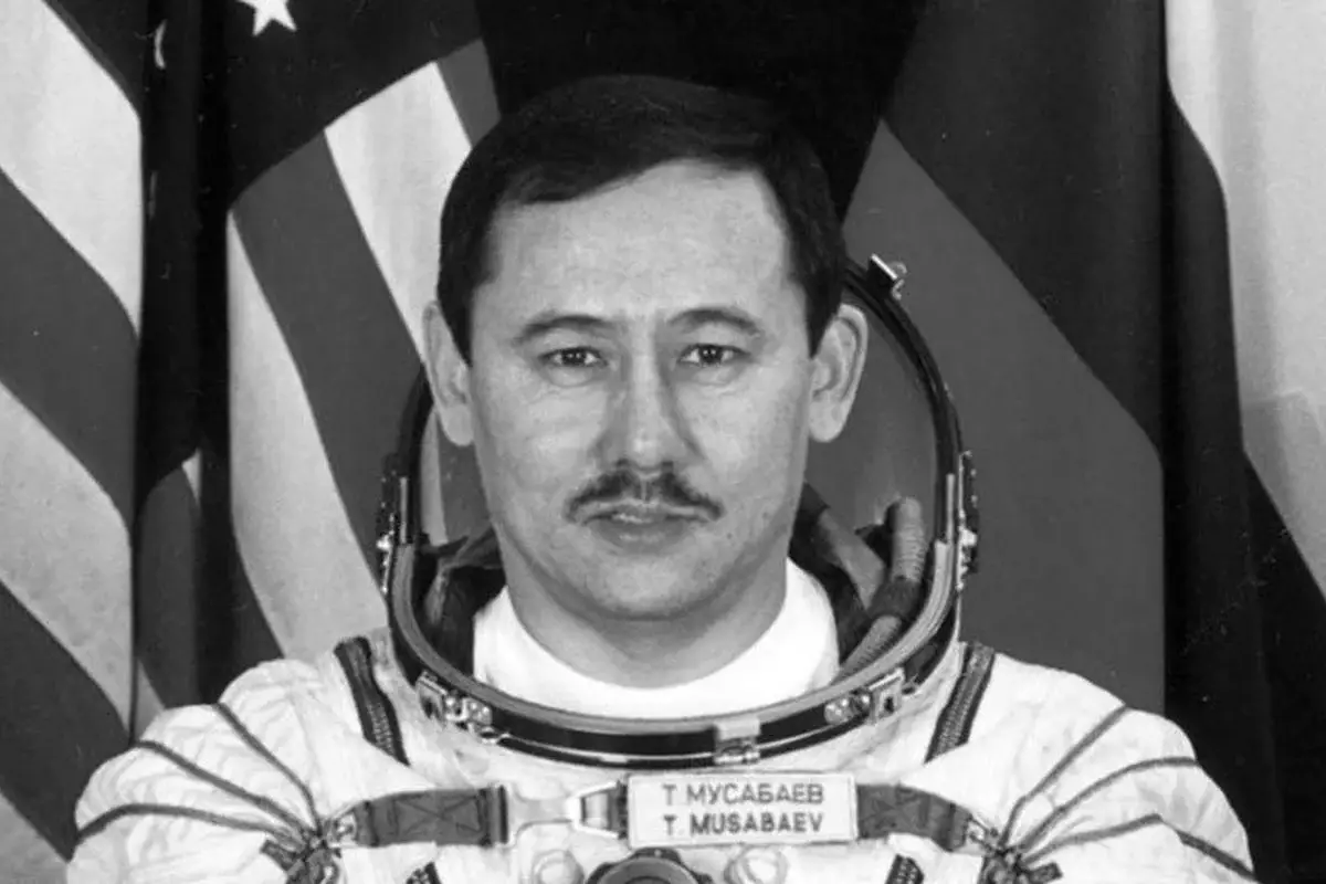 К 75-летию со дня рождения Талгата Мусабаева
