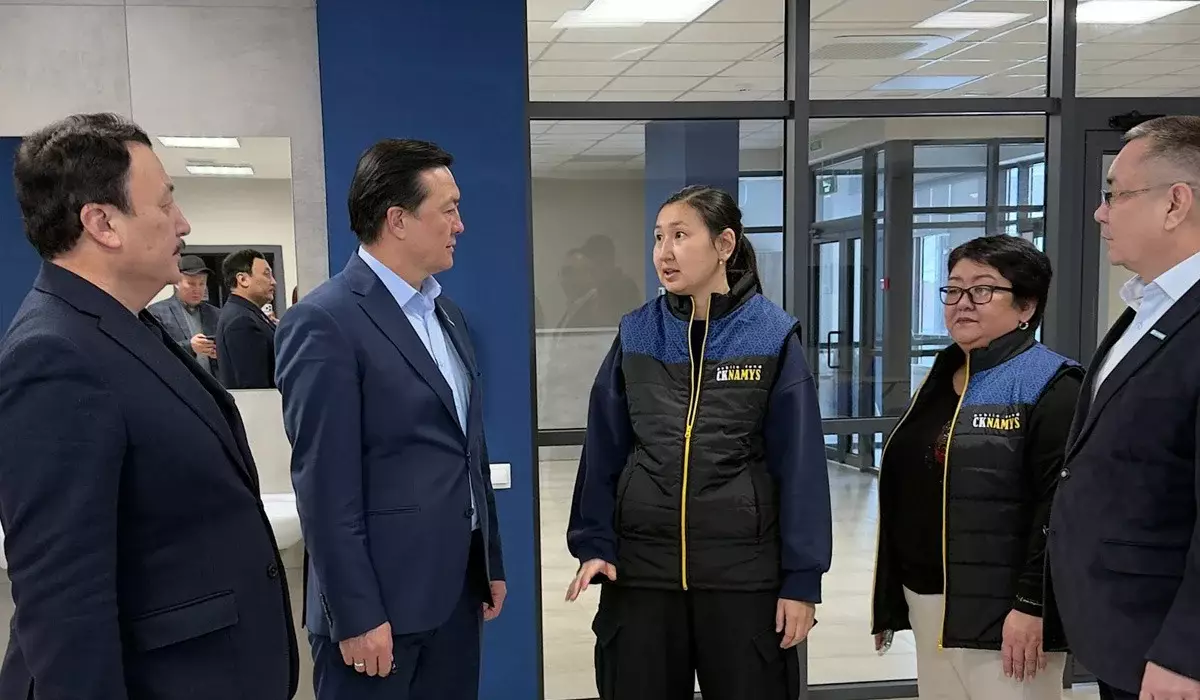 Депутаты Мажилиса обсудили вопросы поддержки детского спорта с жителями Жезказгана