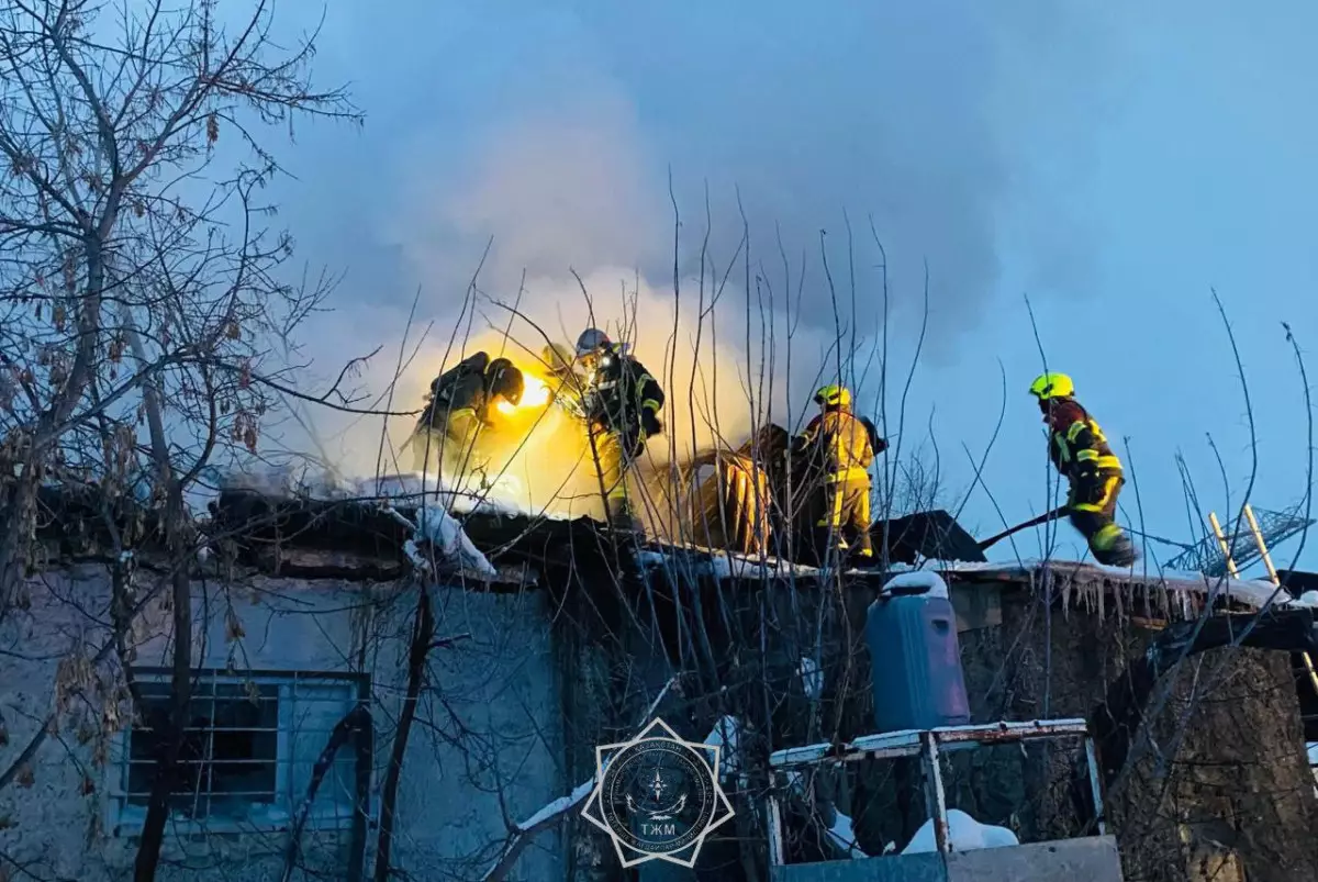 Крупный пожар потушен в Астане