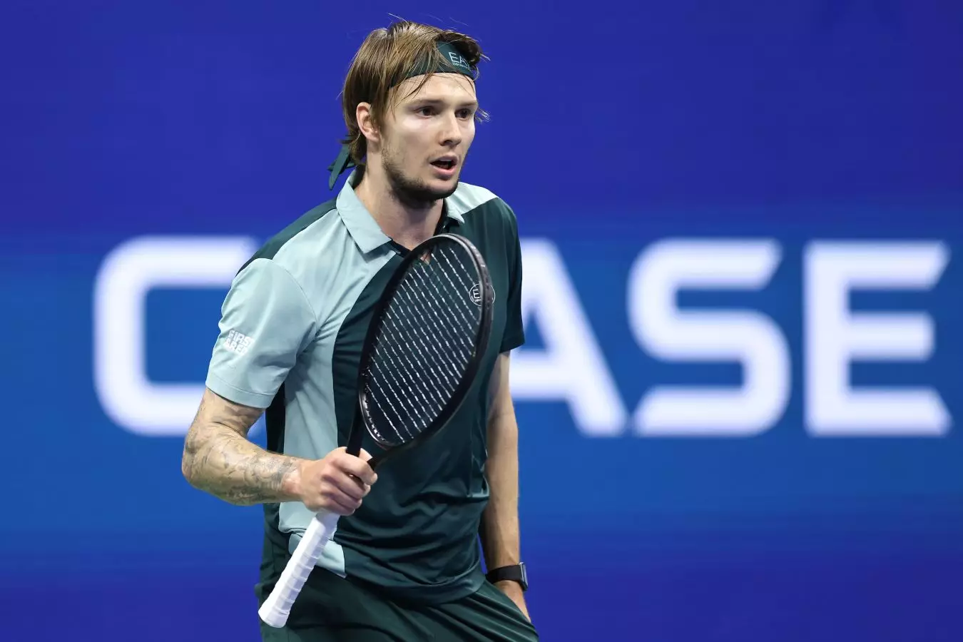 Александр Бублик пробился в 1/4 финала турнира ATP-250 в Гонконге