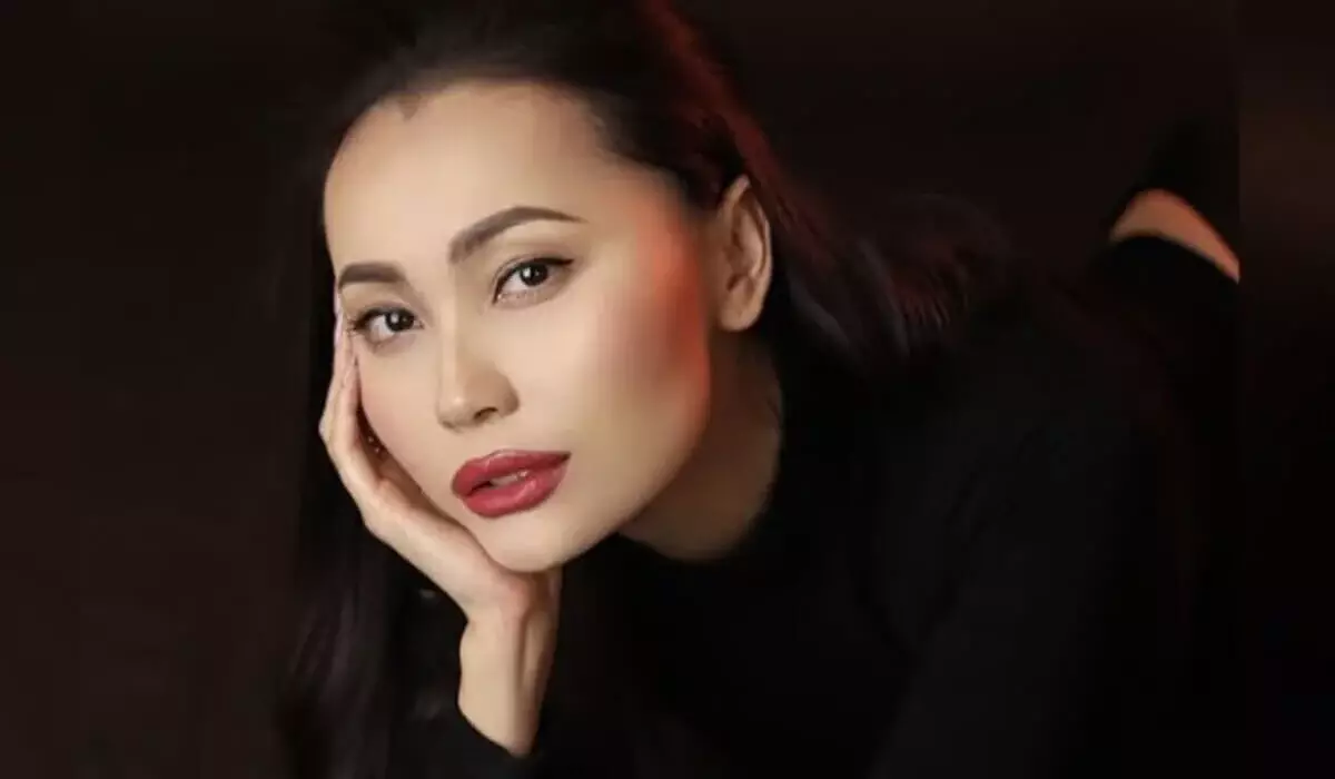 «Соцсети превратились в место хвастовства»: Жанар Дугалова призналась, что равнодушна к бриллиантам