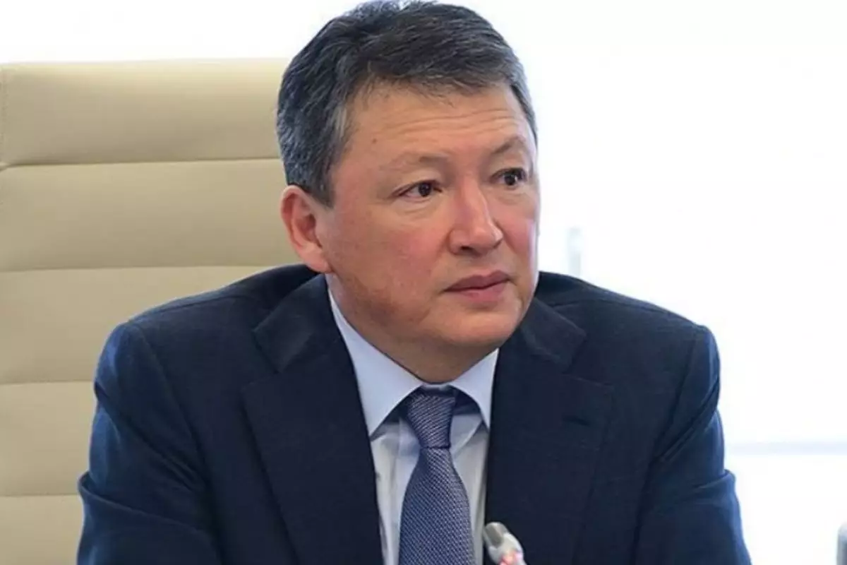 ​15 млн евро за особняк: BBC раскрыло детали сделки принца Эндрю с Кулибаевым​