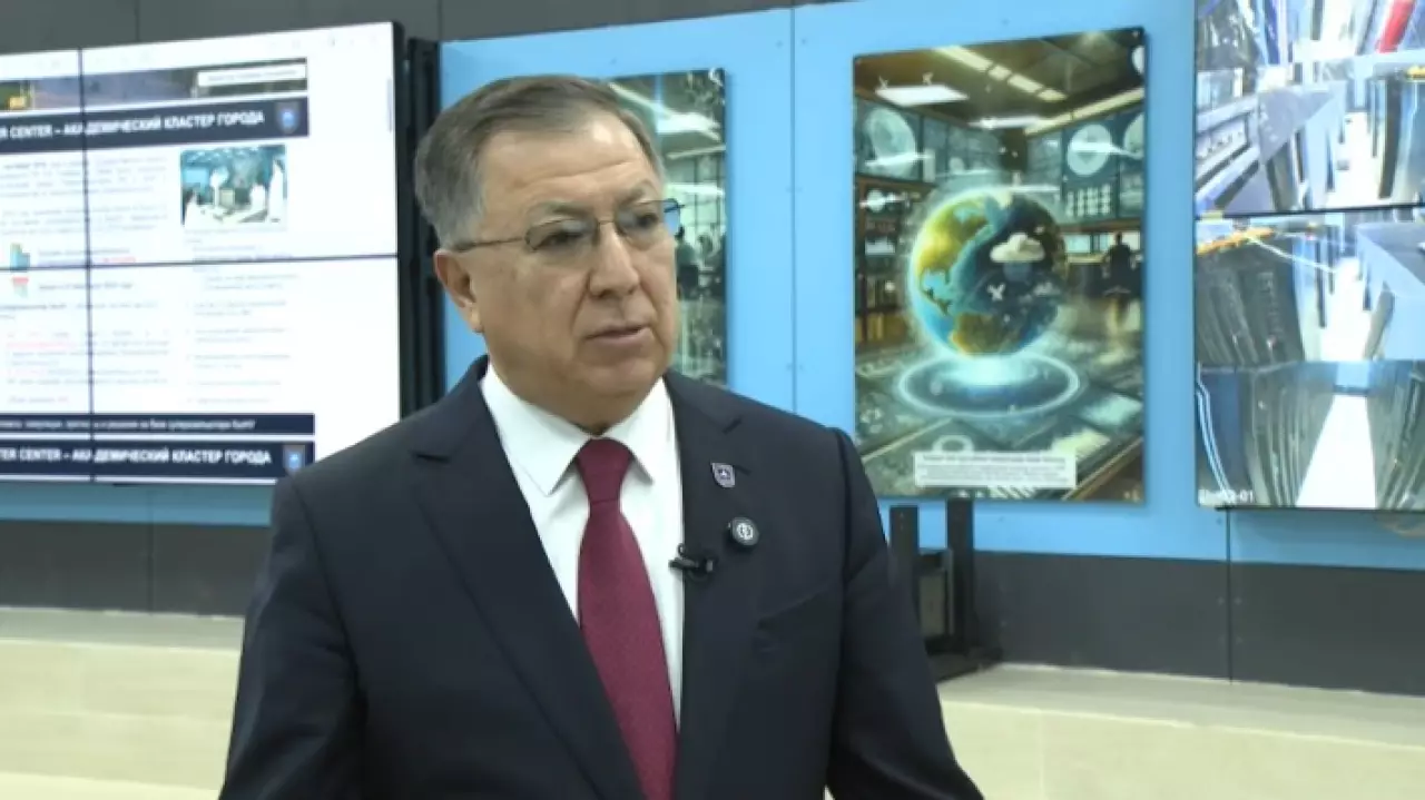 Алматинский университет внедряет ИИ