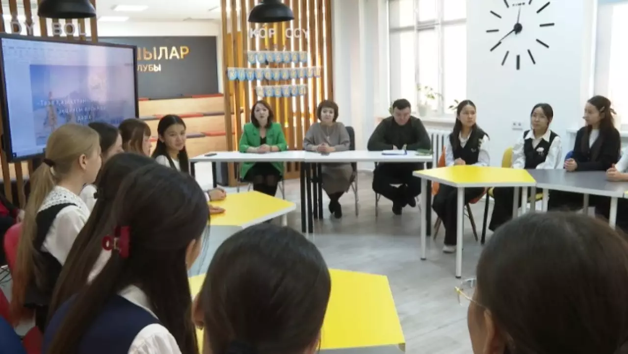 Экологическую лекцию организовали для школьников