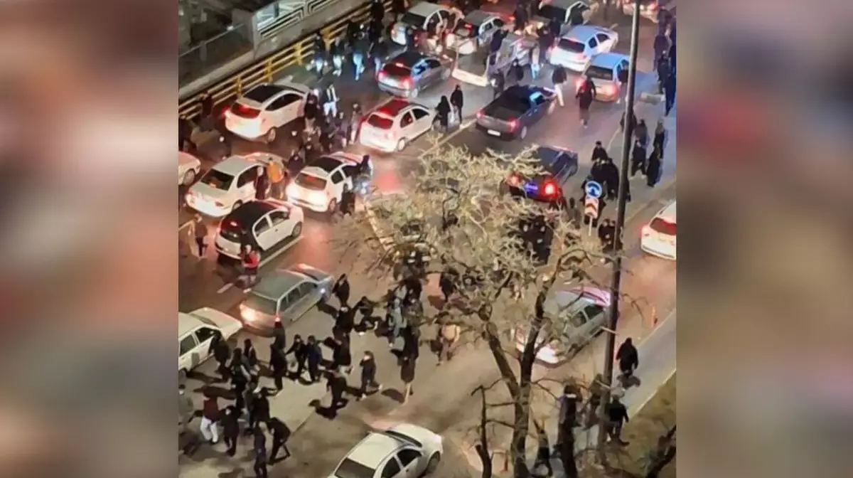 Иран отключил интернет из-за массовых протестов