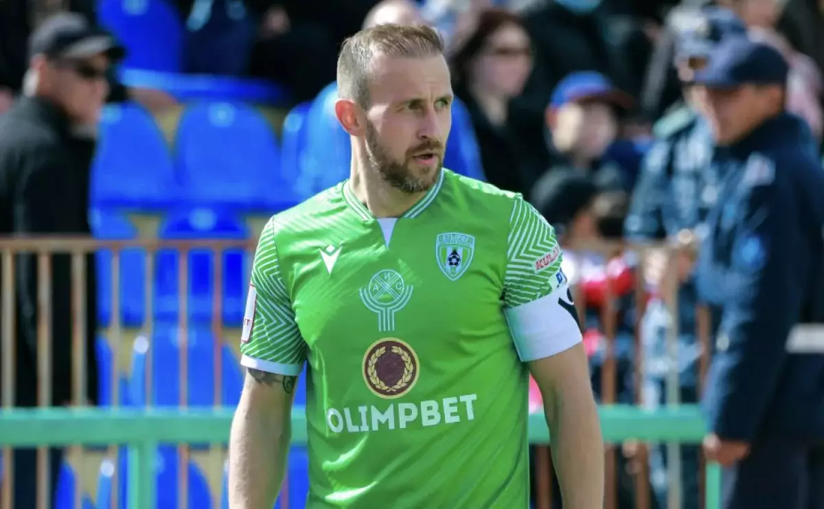 “Атыраудың” капитаны клубтан кетеді – Стасевичтің жаңа бағыты белгілі болды