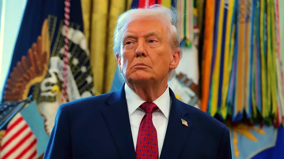 «Главный строитель»: директор жилищного департамента ФРС поддерживает план Трампа запретить инвесторам покупать дома.