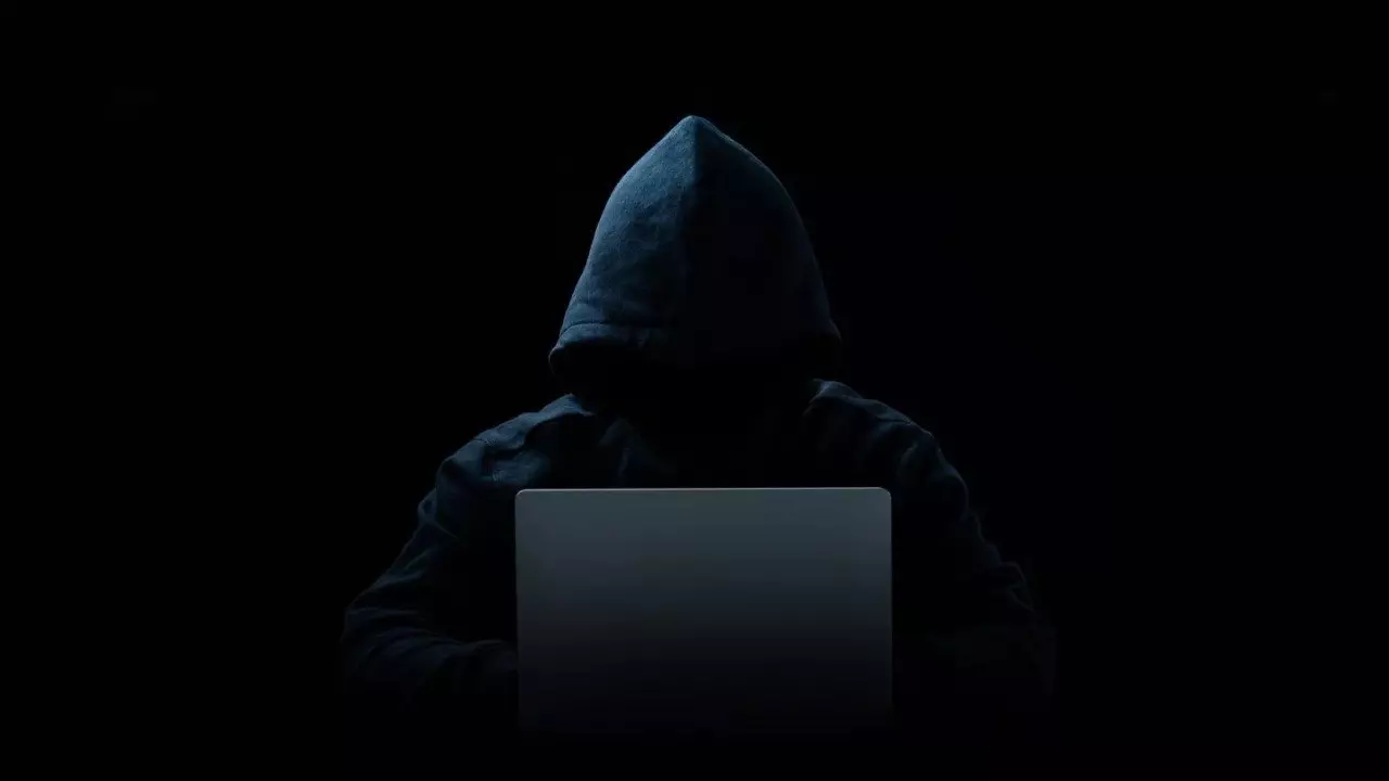 Атырау облысындағы ерлі-зайыптылар өлімі: полиция өзін «хакермін» деген адамды іздеп жатыр