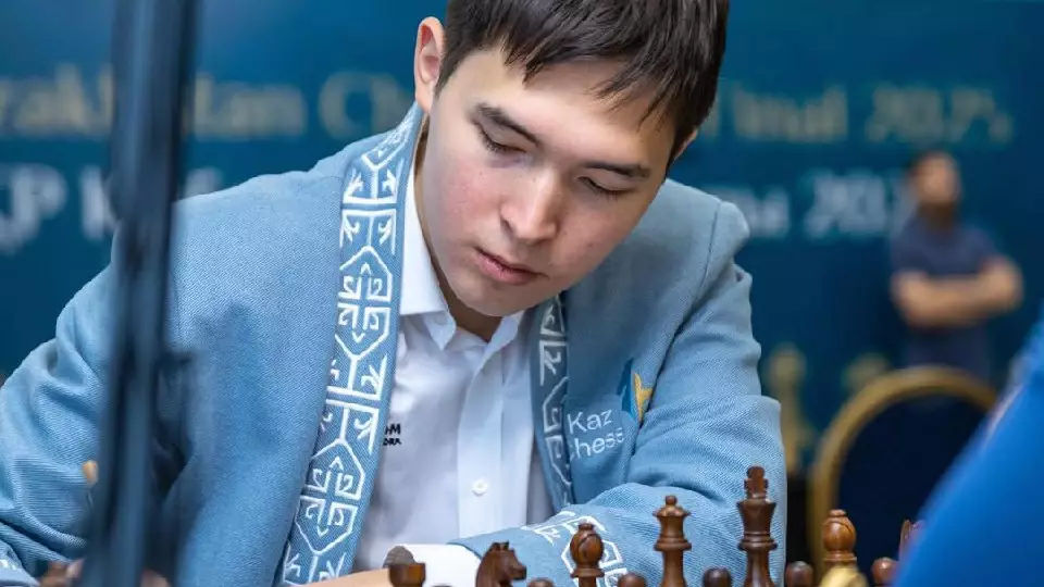 Занимался 7 часов в день: история чемпиона мира по шахматам Казыбека Ногербека