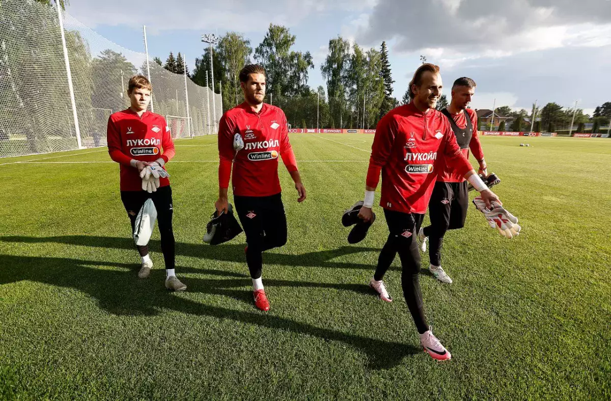“Спартак” Семейліктерден қаймықты ма? Мәскеулік клуб “Елімаймен” ойнаудан бас тартты