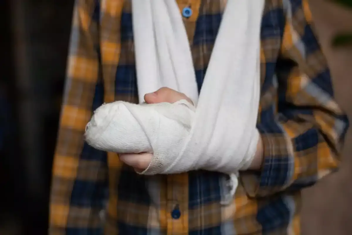 Жамбылда сарбаз ауыр жарақат алды: қылмыстық іс қозғалды